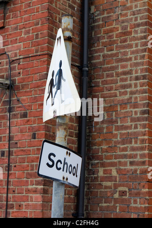 Signe de l’école UK Banque D'Images