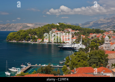 Une vue sur la ville Cavtat, Dalmatie, Croatie Banque D'Images