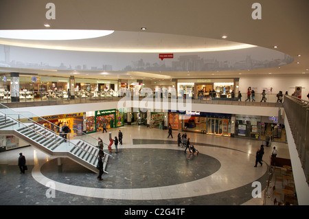 À l'intérieur de l'Arndale Centre commercial à Manchester UK Banque D'Images