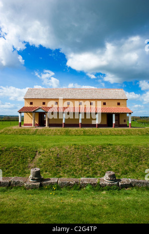 Maison de ville romaine construite dans les séries de télévision à Wroxeter ville romaine, Shropshire, Angleterre Banque D'Images