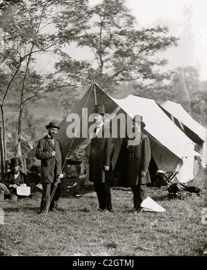 Antietam, Maryland Allan Pinkerton, le président Lincoln, et le Major-général John A. McClernand Banque D'Images
