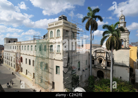 La Havane. Cuba. L'Iglesia y Convento de Nuestra Señora de Belén (Église et couvent de Notre Dame de Bethléem), Habana Vieja / La Vieille Havane. Banque D'Images