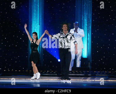 Kyoko Ina et John Zimmerman avec joint Musselman's compote présente la musique de joint sur la glace au Verizon Center à Washington Banque D'Images