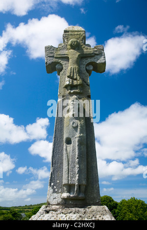 St Tola's High Cross, Dysert O'Dea Monastère, comté de Clare, Irlande. Banque D'Images