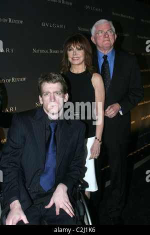 Marlo Thomas, Phil Donahue et guest 2008 National Board of Review Awards au Cipriani Arrivées - à l'intérieur de la ville de New York, USA - Banque D'Images