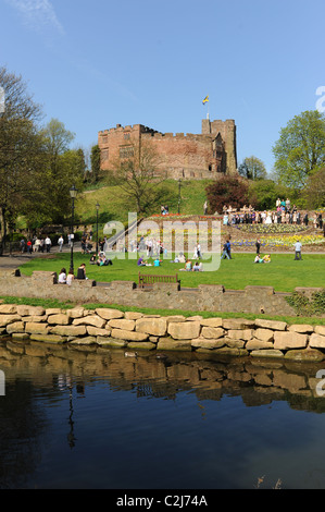 Tamworth castle et promenade en centre ville UK Banque D'Images