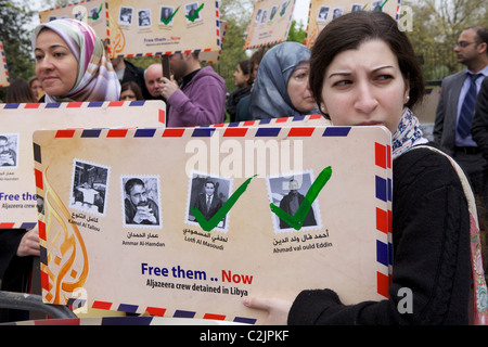 Protestation d'Aljazeera NUJ libre l'équipage en Libye Banque D'Images