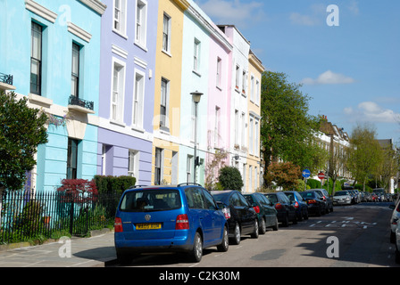 Maisons colorées à Falkland Road, NW5 Kentish Town, Londres, Angleterre Banque D'Images