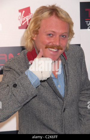 Leigh Francis Dépistage et fête de lancement pour Virgin 1 nouvelle série TV US "Terminator : The Sarah Connor Chronicles' au Club Banque D'Images