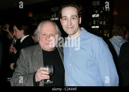 David Margulies & Michael Minarik La Signature Cocktail Théâtre débutant la Kander et Ebb célébration tenue à Banque D'Images