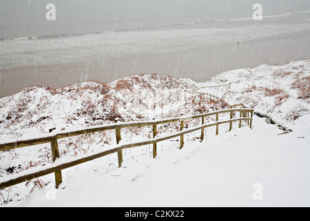 Rhossili Bay dans la neige, Gower, au Pays de Galles Banque D'Images