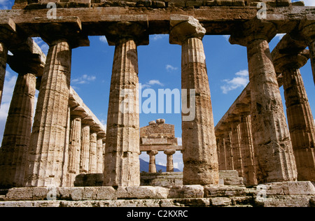 Temple de Ceres, Paestum, en Campanie, Italie. 500 avant J.-C. Banque D'Images
