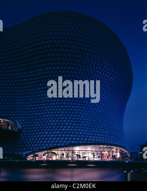 Selfridges, Birmingham (2003), l'extérieur au crépuscule Banque D'Images