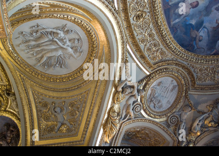 L'intérieur, le musée du Louvre, Paris. Banque D'Images