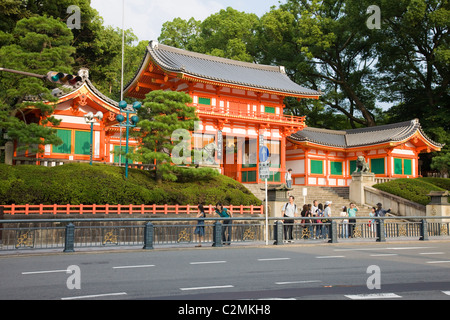 L'entrée de Yasaka dans Gion, Kyoto, Japon Banque D'Images