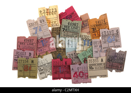 Pile de billets de bus assortis de couleur mixte. Seulement ÉDITORIALE Banque D'Images