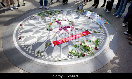 Le Mémorial de John Lennon Imagine dans Central Park, New York City. Banque D'Images