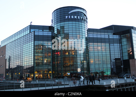 Fisketorvet shopping mall à Copenhague. Banque D'Images