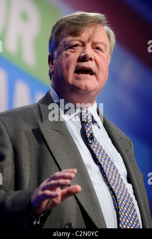 Ken Clarke aborde le premier jour du printemps conservateur Forum, Brighton, 27 février 2010. Banque D'Images