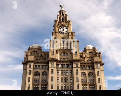 Liver Building à Liverpool, partie des 3 grâces. Banque D'Images