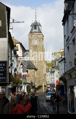 Vue de dessus de la rue principale, rue Fore dans East Looe, Looe. Cornwall. PL13 Banque D'Images