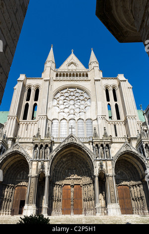 La façade de la cathédrale de Notre Dame, Chartres, France Banque D'Images