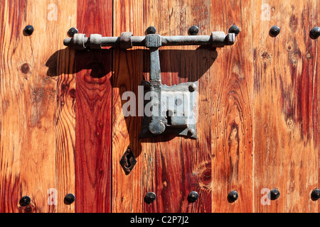 Détail de la vis de verrouillage de porte et à San Cristobal de La Laguna, Tenerife, Canaries, Espagne Banque D'Images