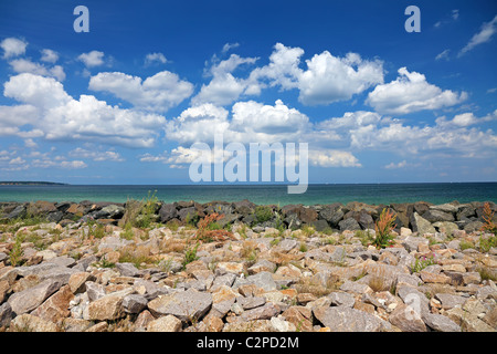 Jusqu'waterbreak Oresundbridge effectuée près de entre le Danemark et la Suède. Banque D'Images