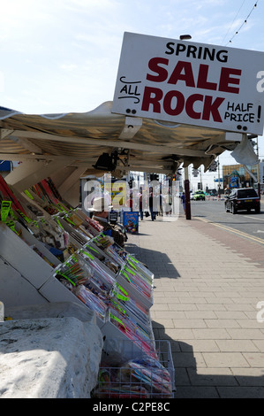 Rock Blackpool Stall sur la promenade. Banque D'Images