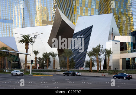 Extérieur de Prada boutique au complexe commercial de cristaux sur le Strip à Las Vegas Banque D'Images