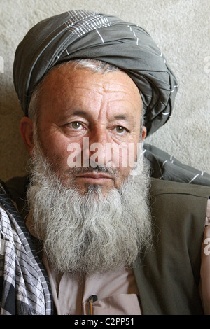Portrait d'un vieil homme afghan, Kunduz, Afghanistan Banque D'Images