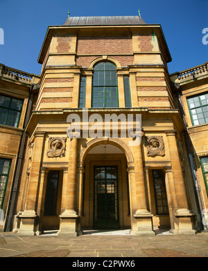 Eltham Palace. Courthauld House entrée construite dans les années 1930.. Banque D'Images