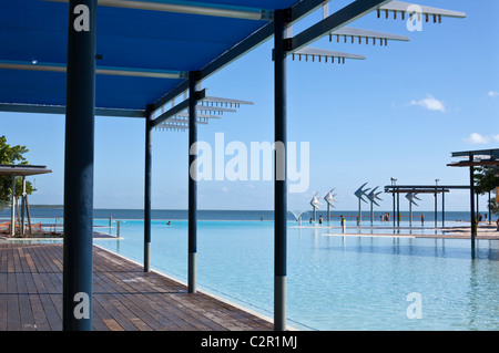 L'Esplanade Lagoon. Cairns, Queensland, Australie Banque D'Images