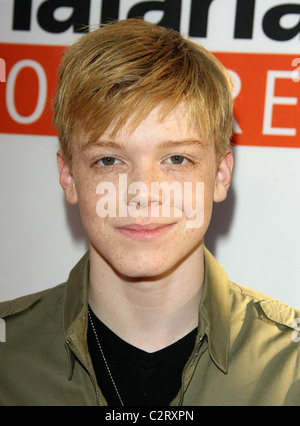 CAMERON MONAGHAN MALARIA NO MORE PRÉSENTE : MORSURES RETOUR HOLLYWOOD LOS ANGELES CALIFORNIA USA 16 avril 2011 Banque D'Images