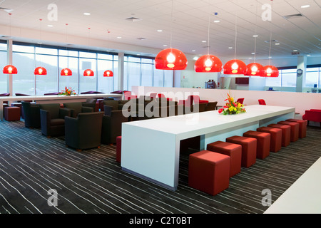 Qantas Club Lounge à l'aéroport domestique de Cairns. Cairns, Queensland, Australie Banque D'Images