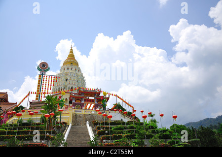 Temple de Kek Lok Si dans l'île de Penang, Malaisie pendant le nouvel an chinois Banque D'Images