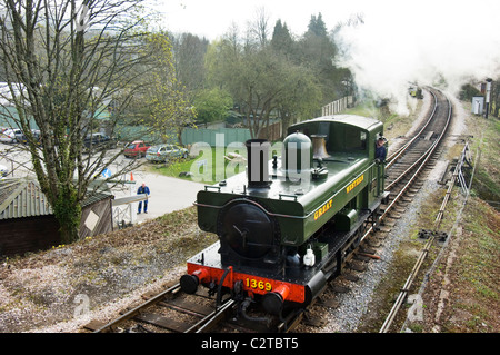 Un grand Western Pannier Locomotive à vapeur du réservoir sur le South Devon Railway à Newton Abbot, Devon, UK. Banque D'Images