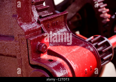 La grue rouge, Gloucester docks historiques, Gloucestershire England UK Banque D'Images