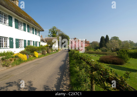 Sur le pittoresque village rural de Longstock, Hampshire, Royaume-Uni Banque D'Images