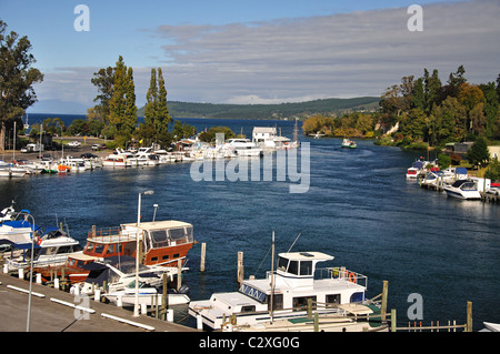 Boat Harbour Marina, le Lac Taupo, Taupo, île du Nord, de la région de Waikato, Nouvelle-Zélande Banque D'Images