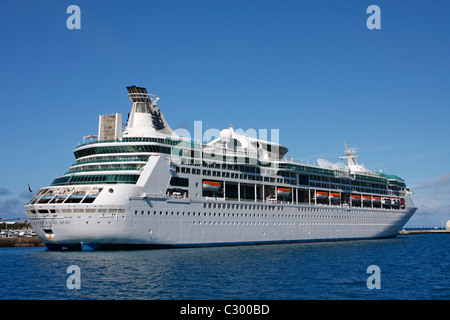 Bateau de croisière Royal Caribbean Enchantment of the Seas, Bermudes Banque D'Images