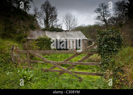 Aperçu de cabane à la ferme à Helston, Cornwall, England, UK Banque D'Images