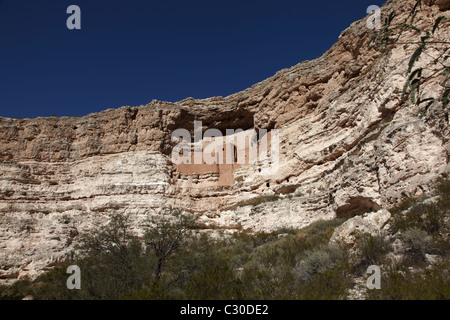 Montezuma's Castle Lieu historique national en Arizona, United States Banque D'Images