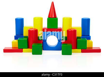 Le château de jouet de couleur isolé sur fond blanc Banque D'Images