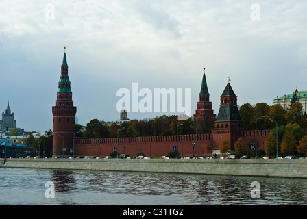 Voir au Moscow Kremlin de pont Moskvoretsky Bolchoï, Russie Banque D'Images