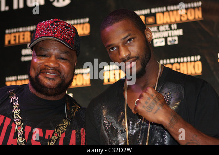 Eddie Mustafa Muhammed et Chad Dawson conférence de presse finale pour Antonio Tarver et Chad Dawson au Palms Hotel and Casino. Banque D'Images