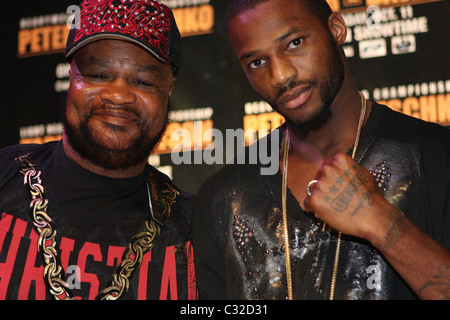 Eddie Mustafa Muhammed et Chad Dawson conférence de presse finale pour Antonio Tarver et Chad Dawson au Palms Hotel and Casino. Banque D'Images