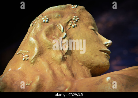 Détail d'une figure d'une jeune femme s'en alla, par Carl Milles, l'un des 38 statues de la fontaine de la Foi, Falls Church, Virginie Banque D'Images