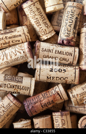 Bouchons de bouteilles de vin français de St Emilion et ses régions viticoles de France Banque D'Images