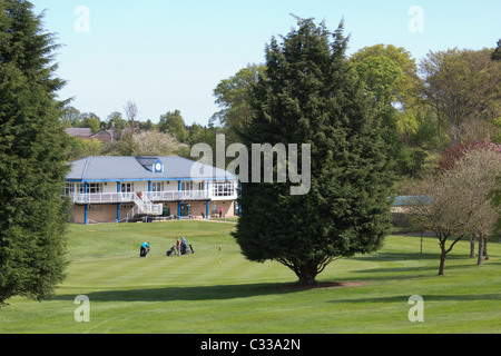 L'Hirsel, Coldstream, Scottish Borders - le terrain de golf avec club house au printemps Banque D'Images